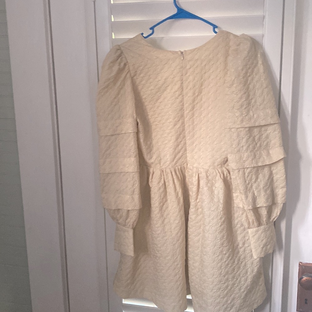 CREAM DRESS - Picture 2 of 3